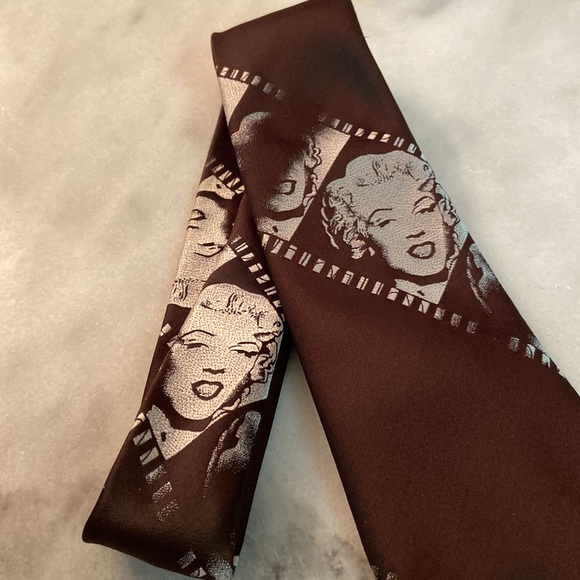 Marylyn, Monroe Thai - Picture 3 of 4